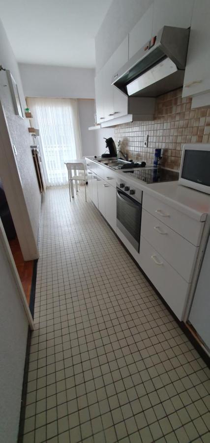 Cosy Apartment Near The Beach And City Center Остенде Екстер'єр фото